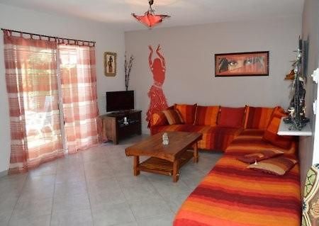 Ucel La Villa Rouge Ardeche "Le Baya" מראה חיצוני תמונה