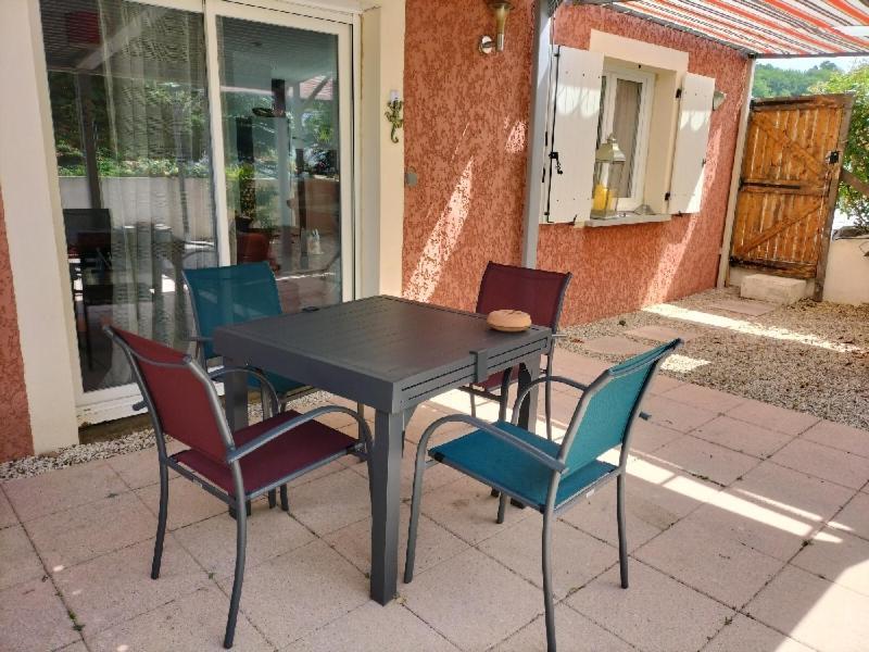 Ucel La Villa Rouge Ardeche "Le Baya" מראה חיצוני תמונה
